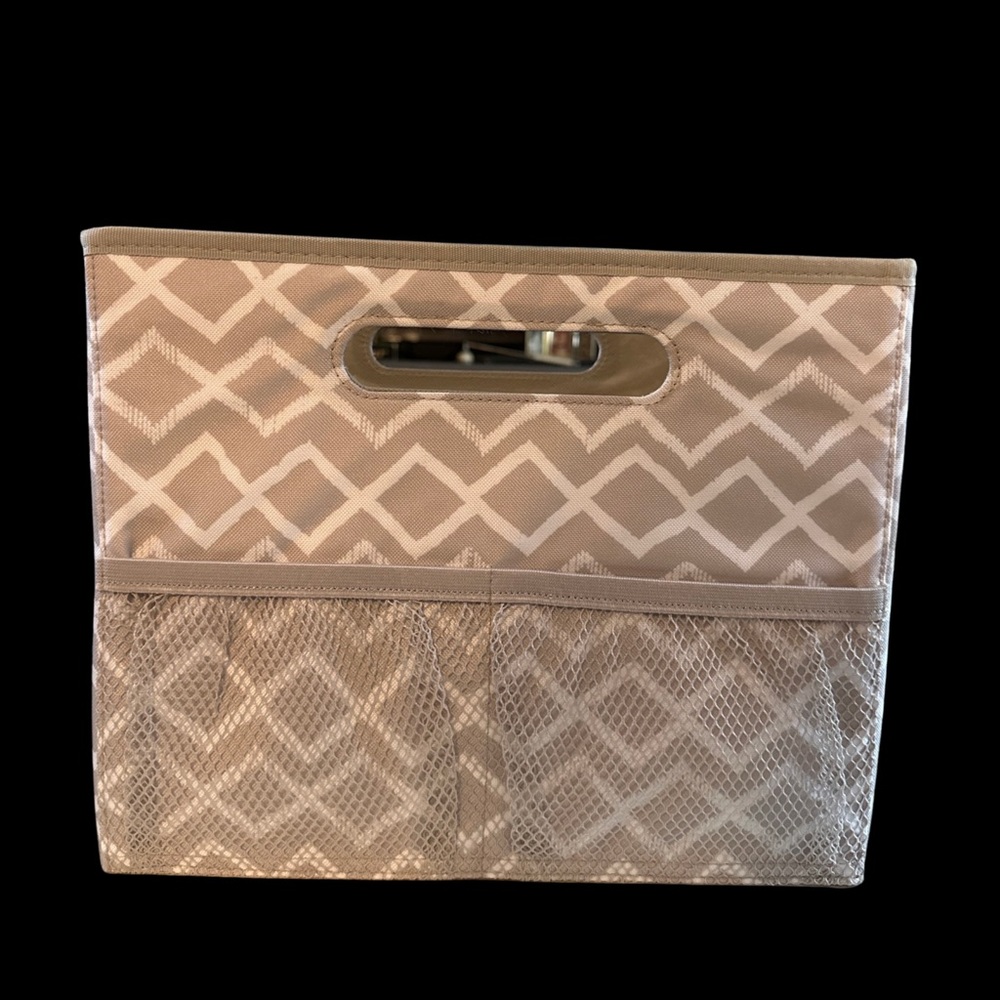 THIRTY ONE FOLD N FILE DANCING DIAMONDS